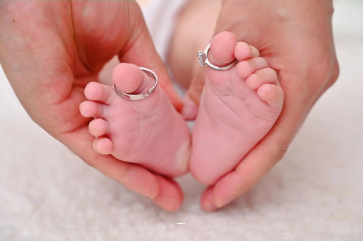 防止宝宝呛奶的小妙招